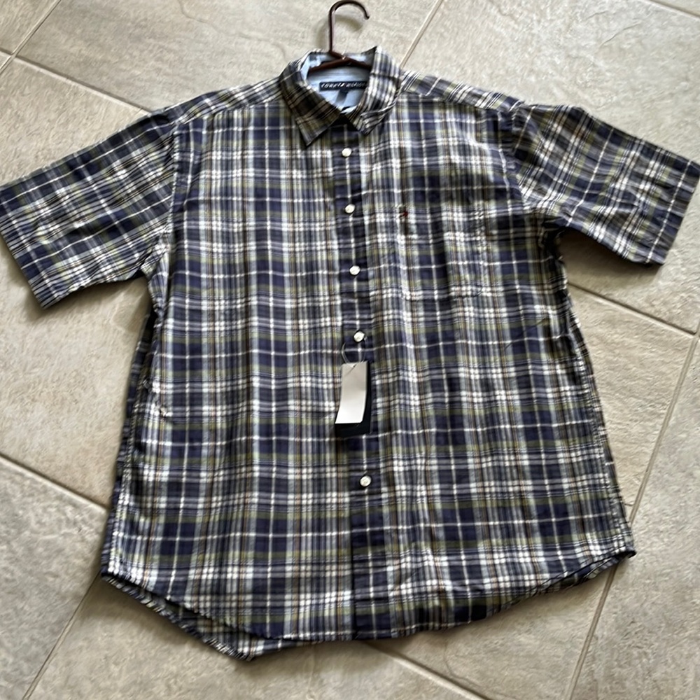 Tommy Hillfiger Medium Shirt. 100% Cotton